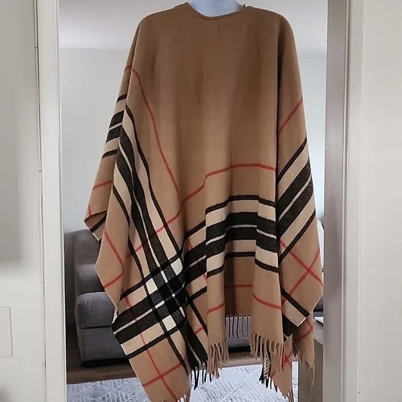 James Pringle Weavers Wool Plaid Shawl Wrap – Fringe Poncho - Picture 4 of 7